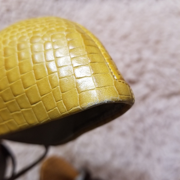 Nine West Hayek Sandal • Mustard Yellow Heels - Picture 12 of 13